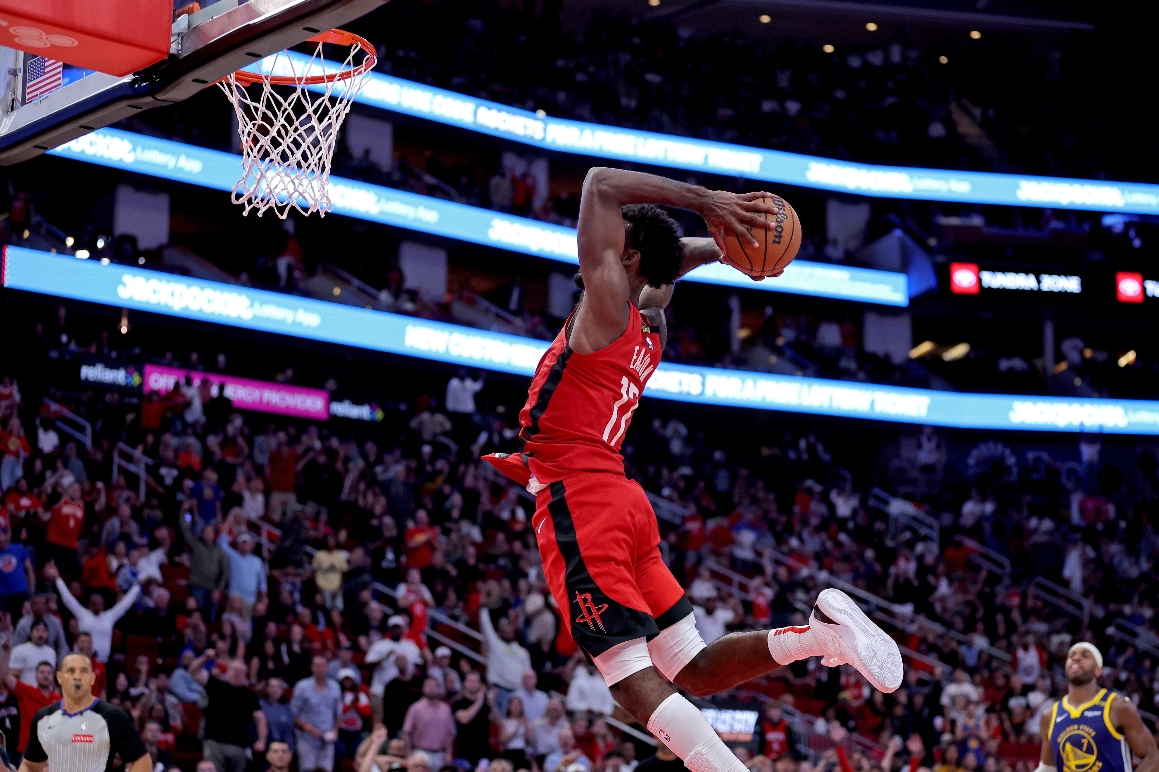 斯特鲁斯后场超远三分绝杀新球体育平台入口